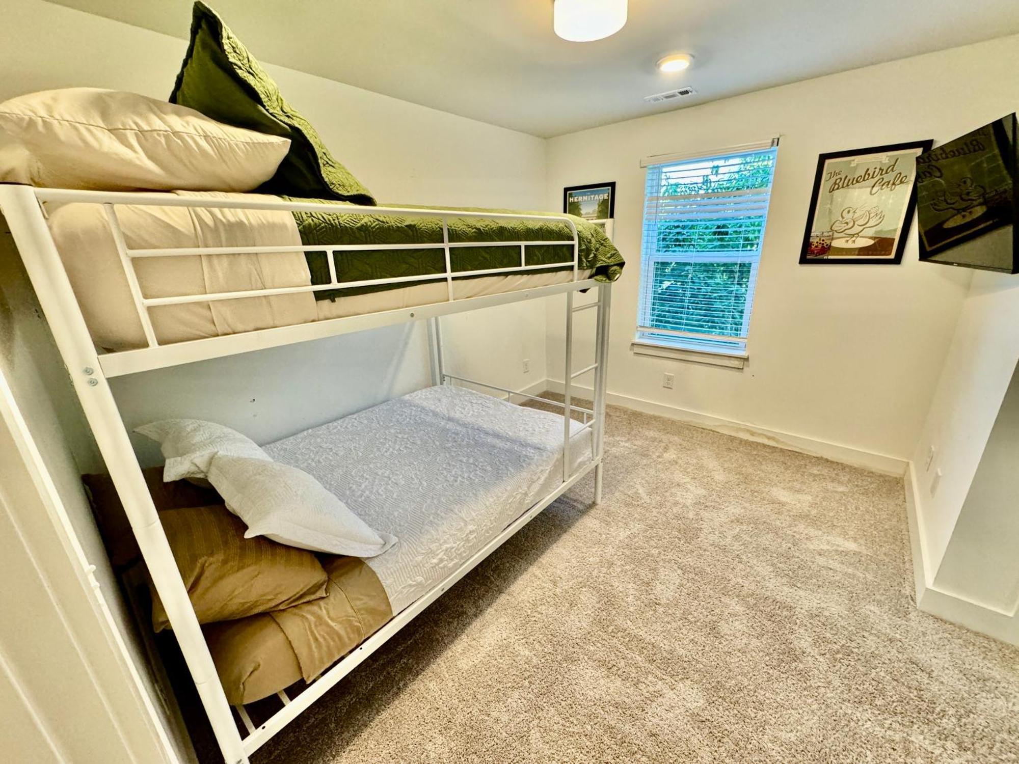 Closetobroadwayairportoprymillsgameroom20 Nashville Eksteriør billede